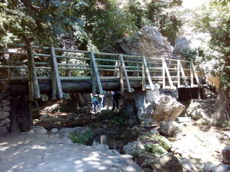 Κινητοποίηση της Πυροσβεστικής για τη διάσωση 67χρονου τουρίστα στο Ρέθυμνο