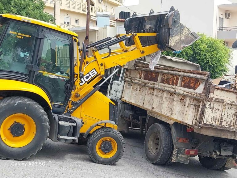 Ηράκλειο: «Επιδρομή» κατά των παράνομων χωματερών από το δήμο – Καθαρίστηκαν 120 σημεία