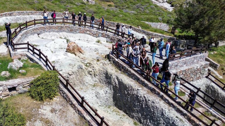 Φοιτητές από πανεπιστήμια του εξωτερικού εκπαιδεύονται στο Γεωπάρκο Λέσβου