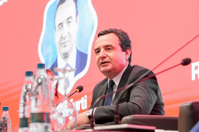 Νέους όρους για την συνέχιση του διαλόγου με το Βελιγράδι έθεσε ο πρωθυπουργός του Κοσόβου Άλμπιν Κούρτι