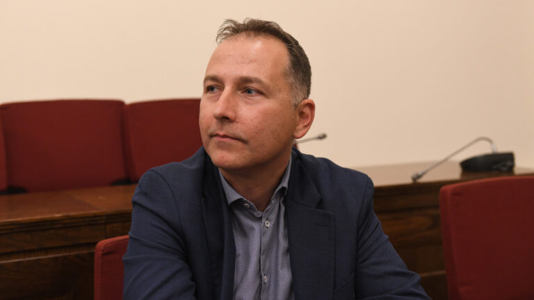 Βόλος: Ερώτηση Μεταξά για τον κίνδυνο αποκλεισμού πλημμυροπαθών από τις αποζημιώσεις