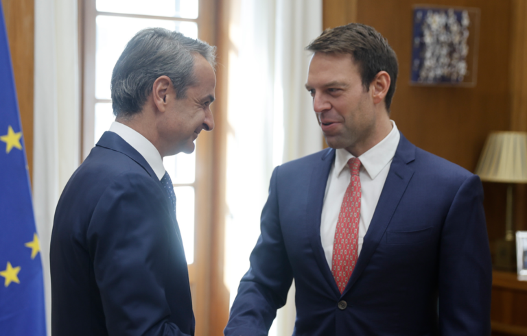 Κόντρα για το πόθεν έσχες του Στ. Κασσελάκη: «Πυρά» από τη ΝΔ, βολές ΣΥΡΙΖΑ για τη ρύθμιση χρέους της ΝΔ