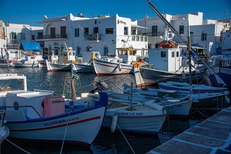 Τουρισμός: Προβολή της Πάρου στον βρετανικό Τύπο