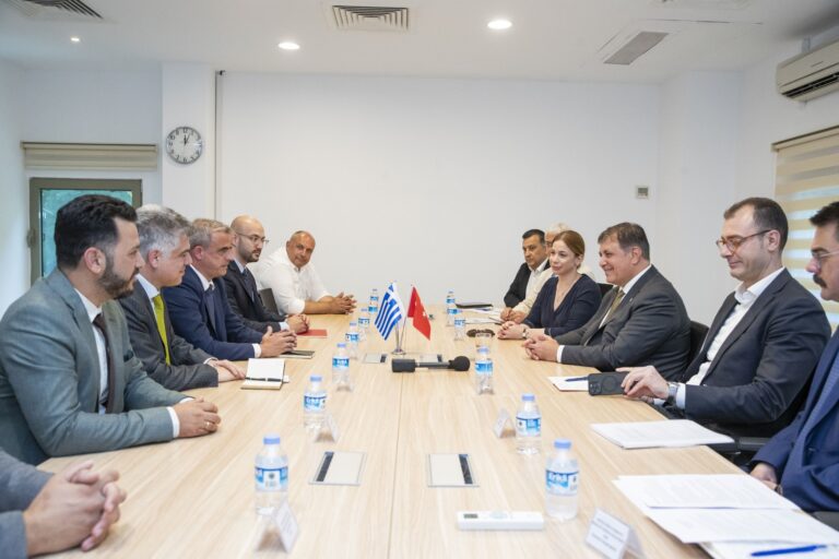 Κοινές δράσεις των δήμων Μυτιλήνης και Σμύρνης για την ανάπτυξη σχέσεων φιλίας και συνεργασίας