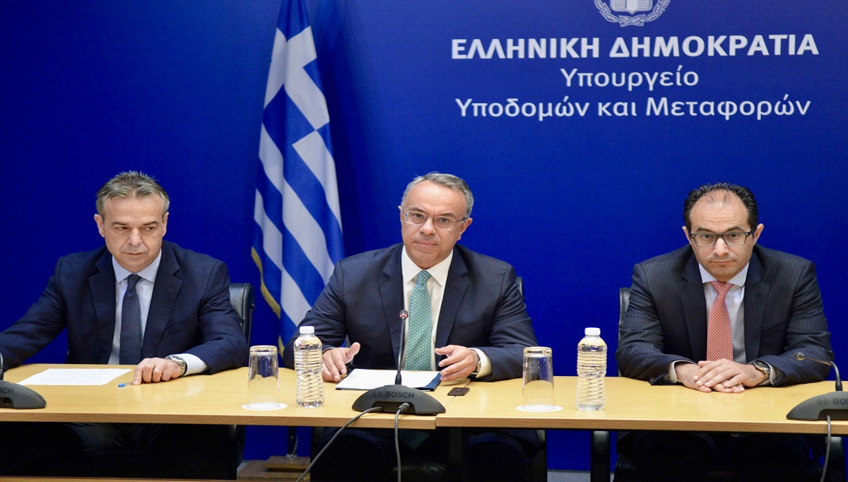Υπογραφή συμβάσεων για αποκατάσταση ζημιών σε 33 σχολικές μονάδες σε Θεσσαλία και Στ. Ελλάδα