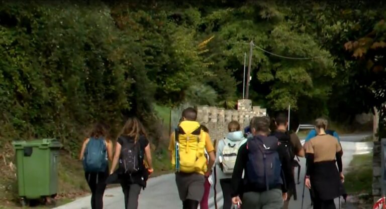 Αλλεπάλληλες εξαφανίσεις και θάνατοι ξένων τουριστών – Ο καύσωνας βασικός «ένοχος»