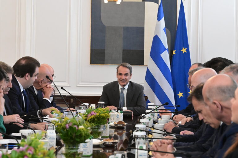 Ακρίβεια, στέγη, ενίσχυση εισοδημάτων, δημόσιο και υγεία οι άμεσες προτεραιότητες της κυβέρνησης