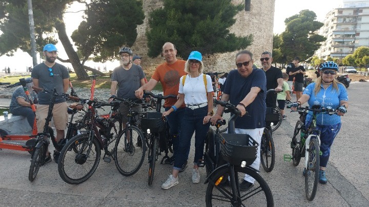 Ο δήμαρχος Στέλιος Αγγελούδης ποδηλάτησε στη Νέα παραλία Θεσσαλονίκης εν όψει της αυριανής Παγκόσμιας Ημέρας Ποδηλάτου