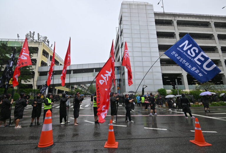 Ν. Κορέα: Σε επ’ αόριστον απεργία προχωράει Συνδικάτο εργαζομένων της Samsung Electronics για τις συλλογικές συμβάσεις