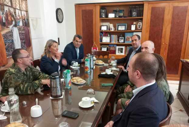 Επίσκεψη υφ. Εθνικής Άμυνας Γ. Κεφαλογιάννη και Αρχηγού ΓΕΣ Γ. Κωστίδη στον Αντιπεριφερειάρχη Καστοριάς
