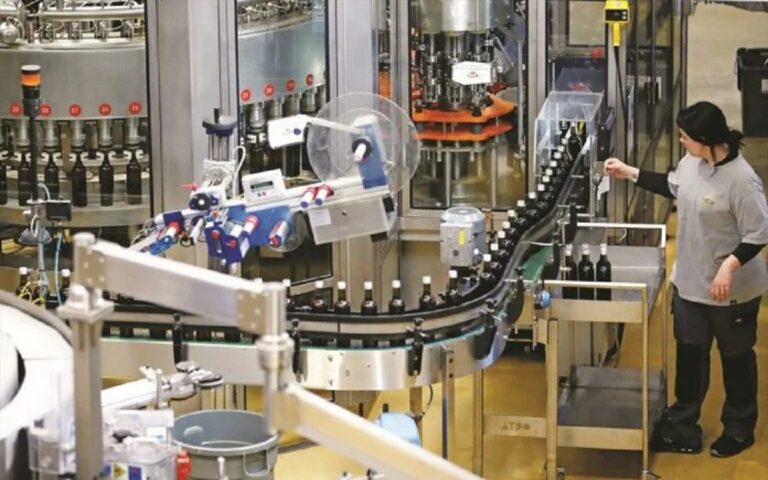 Έρευνα: Στις 54 μονάδες ο δείκτης PMI τον Ιούνιο – Ανθεκτική η μεταποίηση