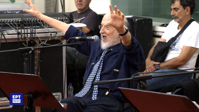 Φεστιβάλ Αθηνών Επιδαύρου: Μουσικό αφιέρωμα για τη «Δική μας μεταπολίτευση» με οικοδεσπότη τον Διονύση Σαββόπουλο