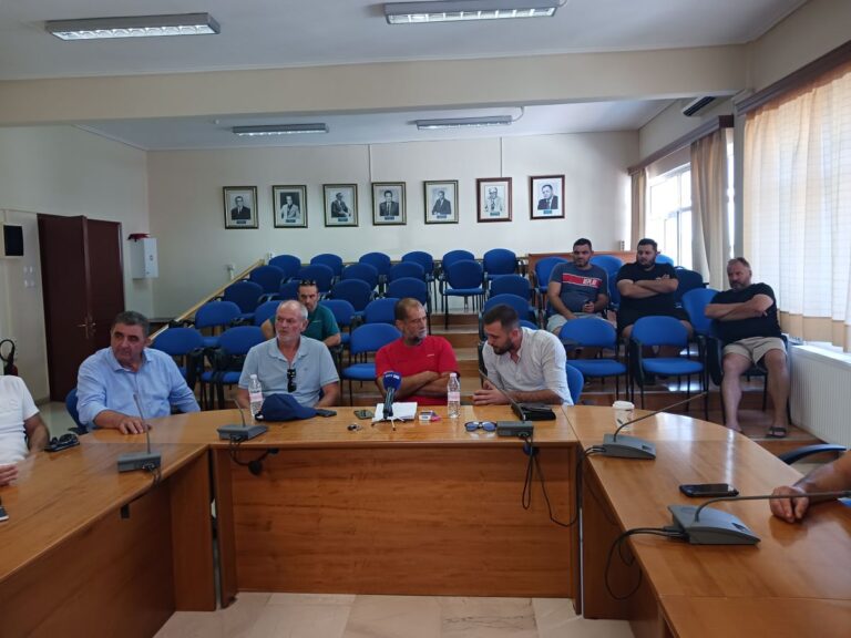 Πανώλη στα αιγοπρόβατα: “Αν δεν περιοριστεί η μετάδοσή της, η ζημιά στην κτηνοτροφία θα είναι καταστροφική”, λένε οι κτηνοτρόφοι της Θεσσαλίας