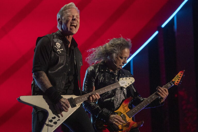 Οι Metallica ανακοινώνουν τη φιλανθρωπική συναυλία “Helping Hands” με παρουσιαστή τον Τζίμι Κίμελ