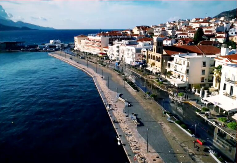 Η αυξημένη επιβατική κίνηση στο αεροδρόμιο της Σάμου σκόρπισε χαμόγελα  στους ανθρώπους του τουρισμού