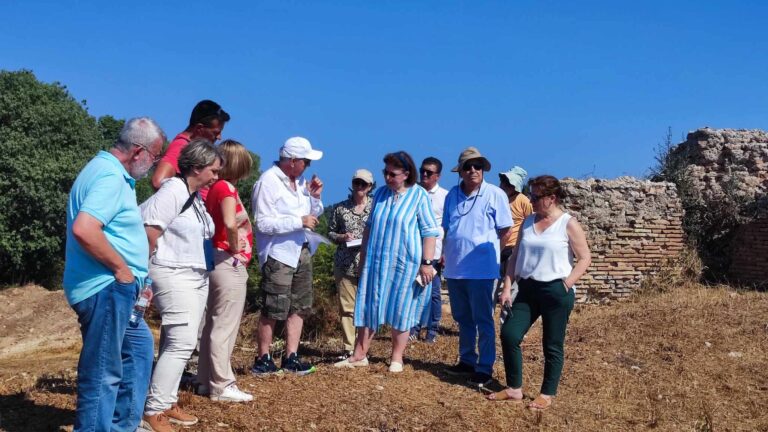 Λ. Μενδώνη: Το 2027 η αξιολόγηση της Αρχαίας Νικόπολης από την Unesco