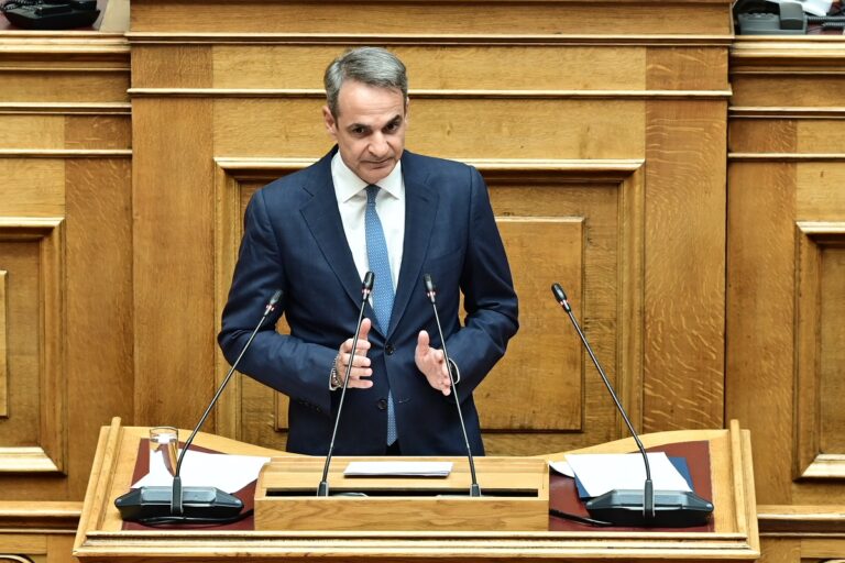Κ. Μητσοτάκης: Τα 50 χρόνια από την επιστροφή της Δημοκρατίας να γίνουν αφετηρία για μια  καλύτερη δημόσια ζωή στη χώρα