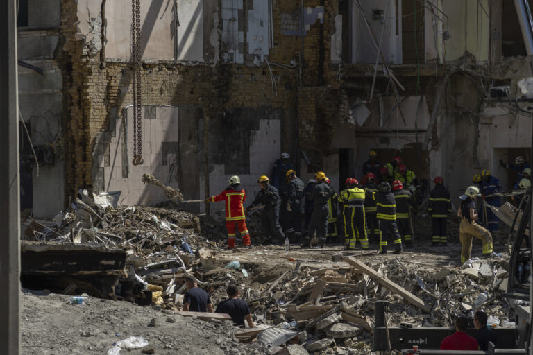 Ουκρανία: Εκρήξεις, σειρήνες της αεράμυνας στο Κίεβο