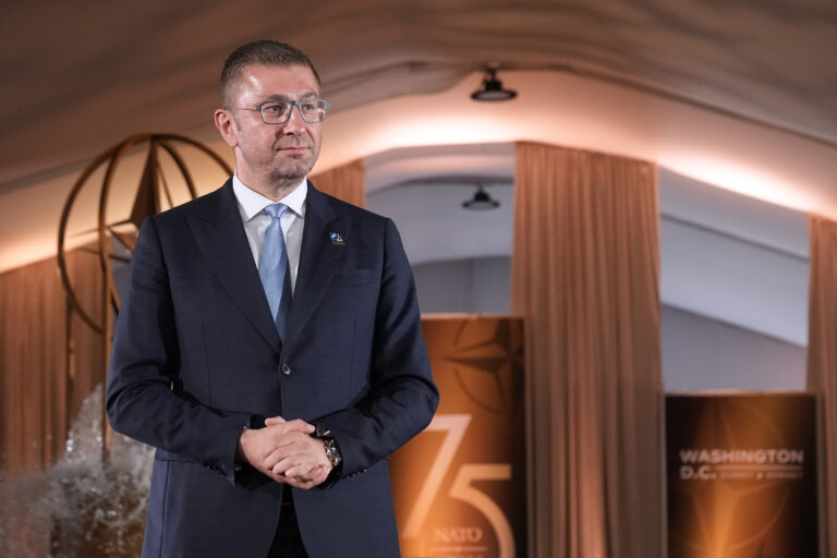 Προκλητικός Μιτσκόσκι: Αποκάλεσε τη χώρα του «Μακεδονία» στη Σύνοδο του ΝΑΤΟ