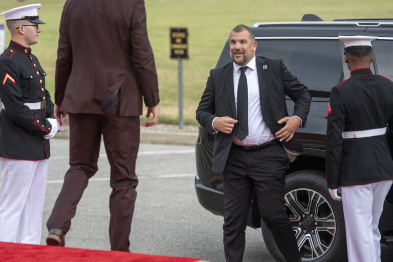 Μαυροβούνιο: Ανασχηματισμός – άνοιγμα σε φιλοσερβικούς και φιλορωσικούς σχηματισμούς