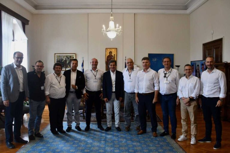 Συνάντηση του ΥΜΑΘ Κ. Γκιουλέκα με αντιπροσωπεία του Τμήματος AHEPA HJ-3 Thessaloniki