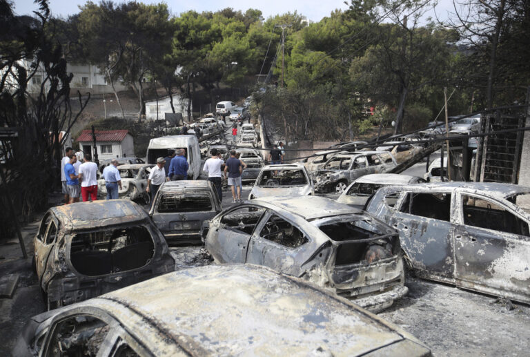 Έξι χρόνια από την τραγωδία στο Μάτι: Συγγενείς  θυμάτων ζητούν δικαίωση – Εκδηλώσεις μνήμης