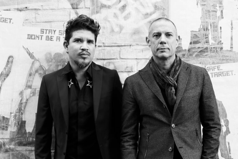 Οι Thievery Corporation live στη Μονή Λαζαριστών