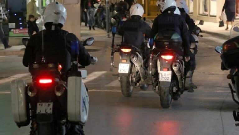 Ηράκλειο: Επίθεση από ομάδα νεαρών δέχτηκε  οικογένεια τουριστών