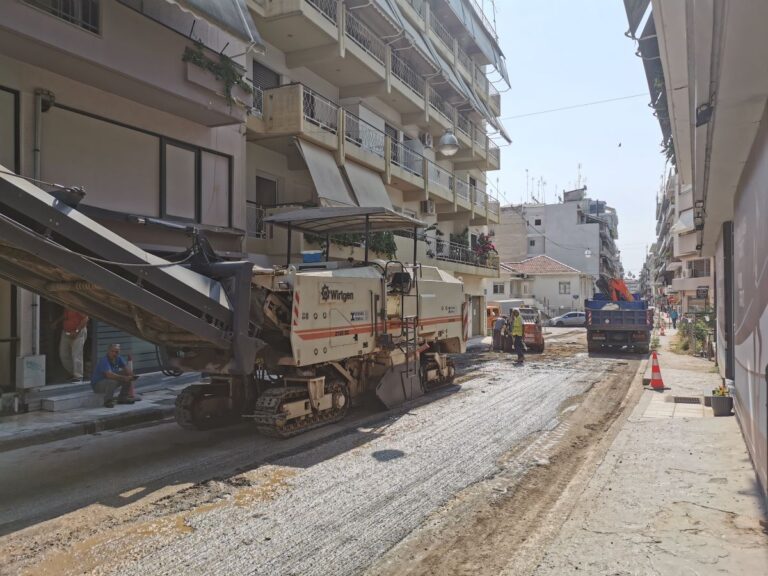Ασφαλτοστρώσεις σε κεντρικά σημεία των Τρικάλων