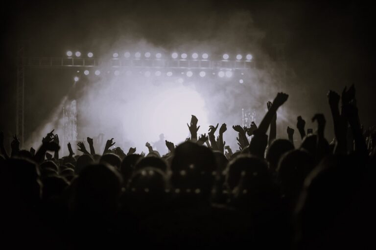 Ο σκηνοθέτης του ντοκιμαντέρ για τους Blur δεν αποκλείει επιστροφή του συγκροτήματος
