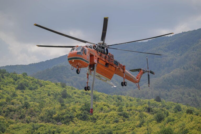Σέρρες: Για τέταρτη μέρα καίει η φωτιά στο όρος Όρβηλος-Από αύριο θα ενισχυθούν τα εναέρια μέσα