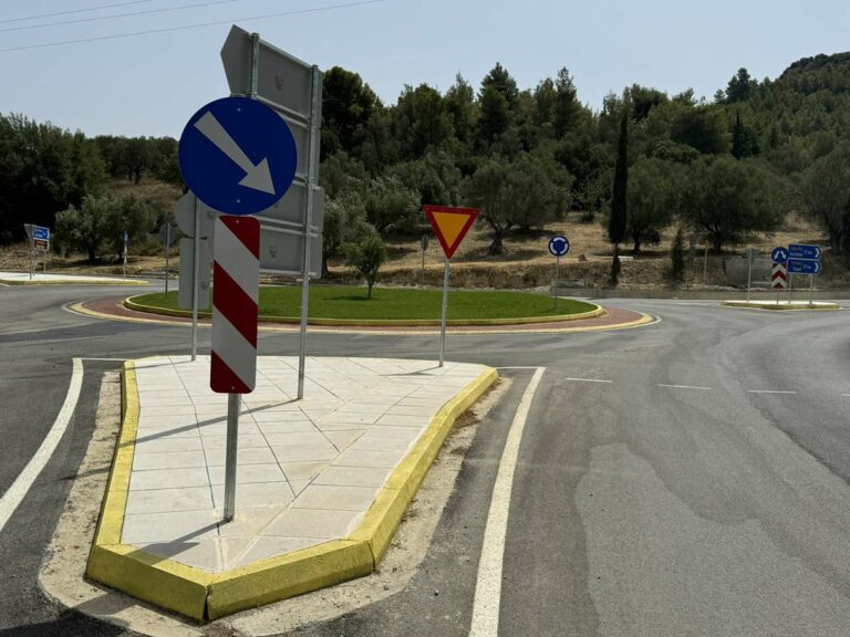 Εγκατάσταση ηλεκτροφωτισμού στον κόμβο της Αρχαίας Νεμέας