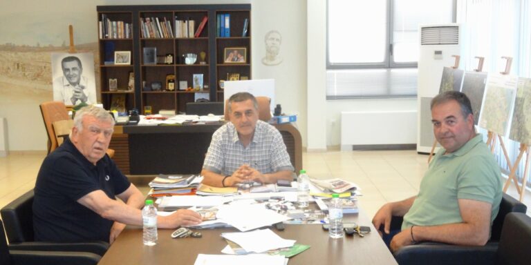 Λάρισα: Καθαρισμοί ρεμάτων και πρόγραμμα “Απόλλων” στο επίκεντρο της συνάντησης Κουρέτα – Νασιακόπουλου