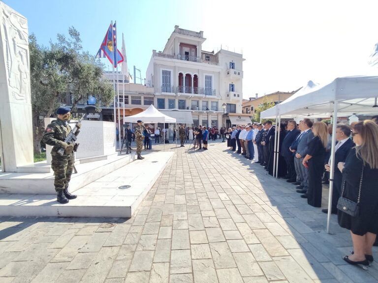 Η Καλαμάτα τίμησε τους πεσόντες κατά την τουρκική εισβολή στην Κύπρο το καλοκαίρι του 1974