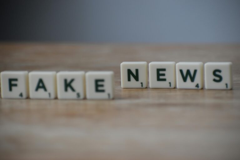 Η παραπληροφόρηση διαδίδεται μέσω μιας διαδικασίας παρόμοιας με την πυρηνική σχάση, σύμφωνα με μελέτη
