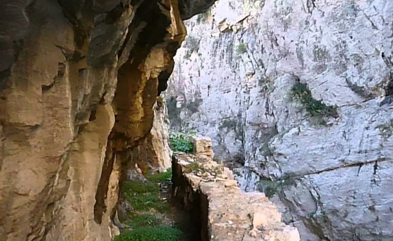 Σέρρες: Το “θείο δώρο” της φύσης και ο περιπατητικός τουρισμός στο φαράγγι του Τιμίου Προδρόμου