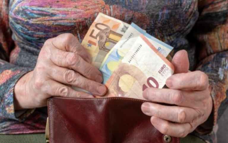Ποιες πληρωμές συντάξεων και επιδομάτων καταβάλλονται από σήμερα έως την Παρασκευή