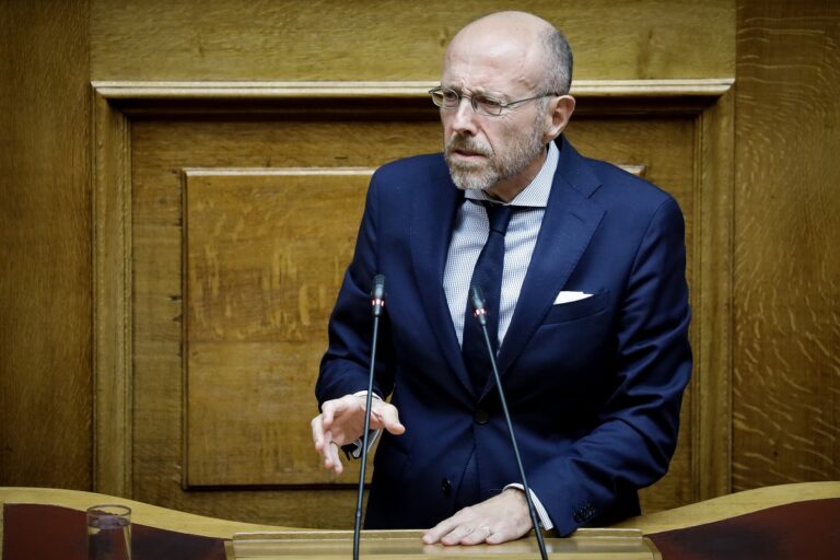 Δ. Βαρτζόπουλος στο ΕΡΤΝews: Δυνατότητα στους γιατρούς του ΕΣΥ και για ιδιωτικό ιατρείο
