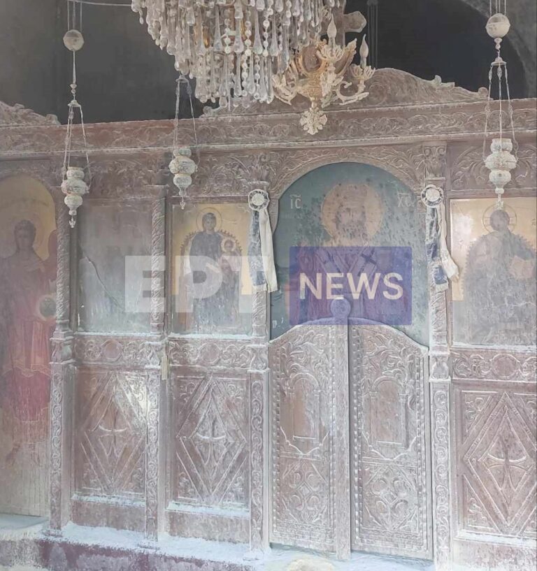 Λέσβος: Πυρκαγιά στην Παναγία Γοργόνας στο Λιμάνι της Συκαμιάς (φωτό -βίντεο)