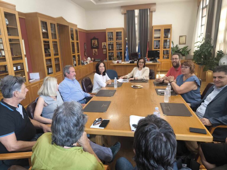 Θεσσαλονίκη: Στο Δημαρχείο Καλαμαριάς η Άννα Διαμαντοπούλου