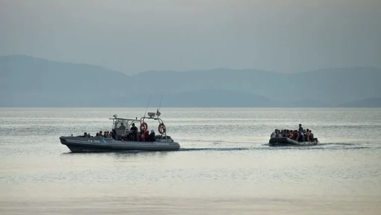 Συνεχίζονται οι προσφυγικές ροές στα νότια των Χανίων – Ακόμη 37 άτομα ανοιχτά της Γαύδου