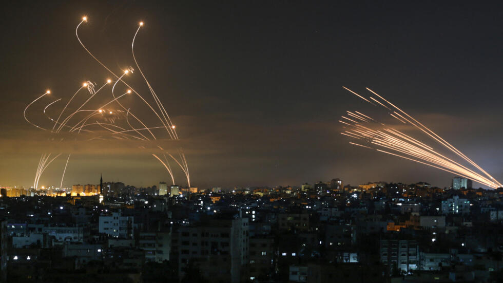 Israel: Hezbollah missile attack on 9 cities – US forces mobilized