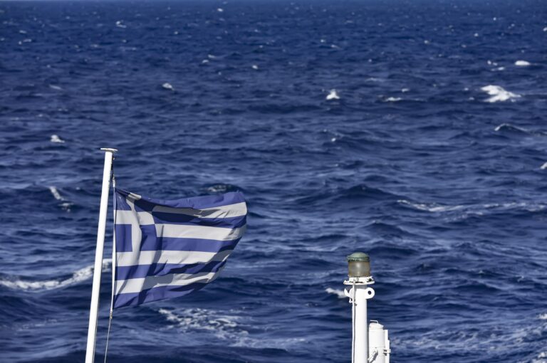 Ο καιρός με την Α.Τυράσκη: Ενισχύονται οι βοριάδες στο Αιγαίο – έως 8 μποφόρ το σαββατοκύριακο