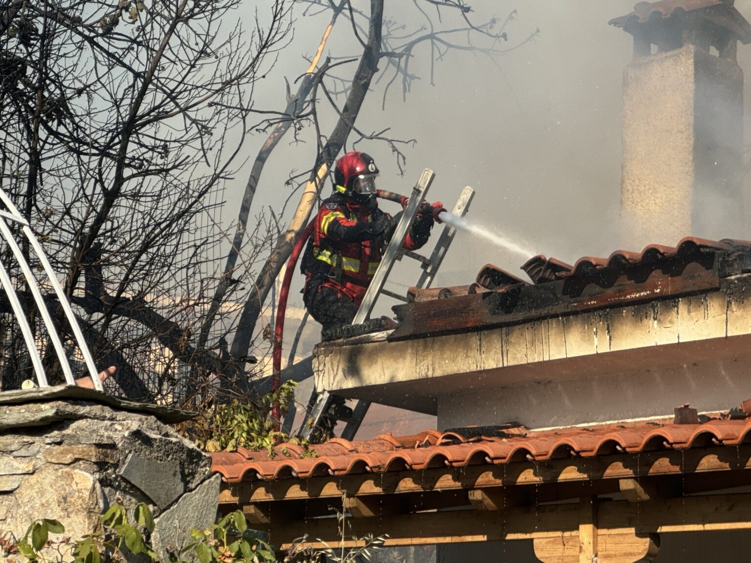 Ajutorul internațional pentru combaterea incendiilor din Attica Turcia, Cipru și Moldova răspunde apelului Greciei