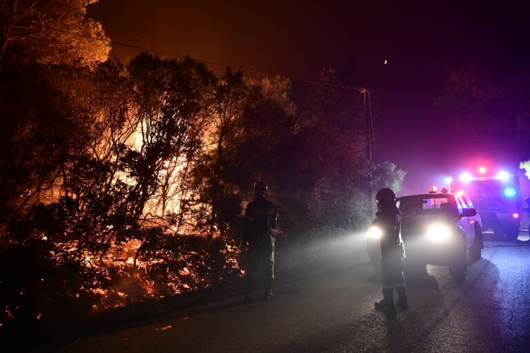 Μήνυμα του 112 για απομάκρυνση από Μαραθώνα προς Νέα Μάκρη