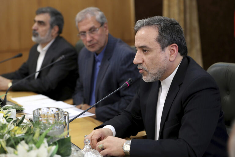 Ιράν: Μετριοπαθής διπλωμάτης ο νέος υπουργός Εξωτερικών