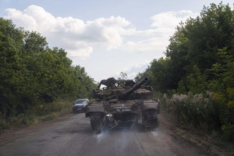 Ουκρανία: Πέντε άμαχοι νεκροί από ρωσικά πλήγματα σε τρεις περιφέρειες – Συνεχίζεται η ουκρανική προέλαση στο Κουρσκ