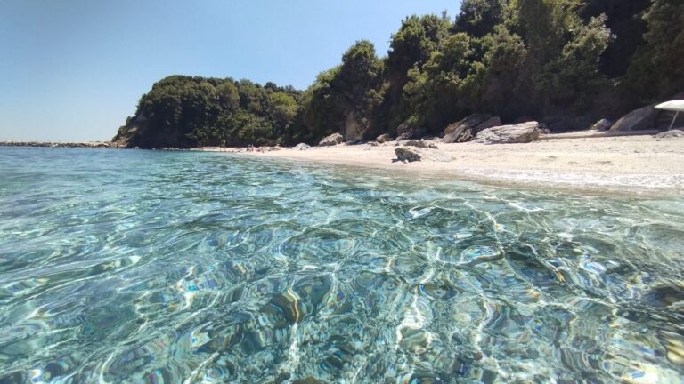 Εξαιρετικής ποιότητας νερά κολύμβησης των ακτών του δήμου Ζαγοράς Μουρεσίου