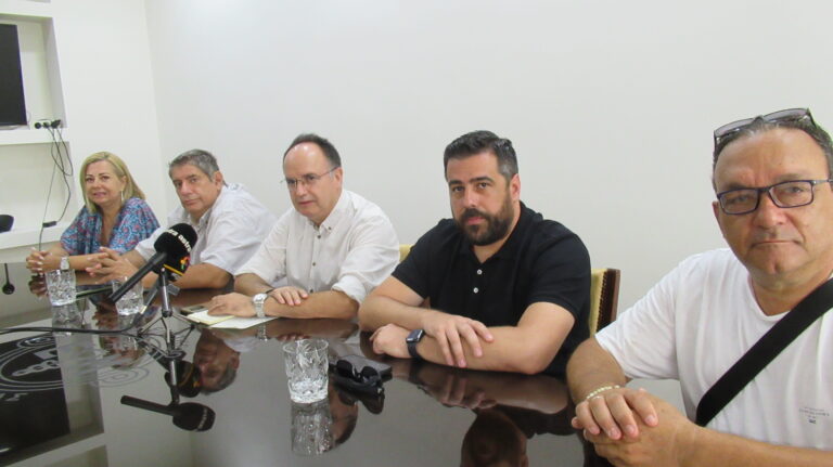 Βόλος: Άμεση απομάκρυνση των νεκρών ψαριών ζητούν οι επαγγελματίες της Μαγνησίας