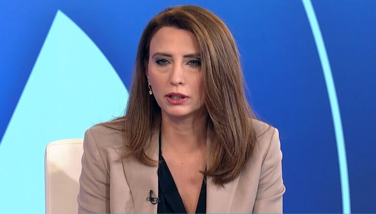 Ν. Κασιμάτη στο EΡΤΝews: Δεν υπάρχει κανένας λόγος να υποβάλλουμε τη βάση του κόμματος σε συνεχή επιβεβαίωση μιας απόφασής τους